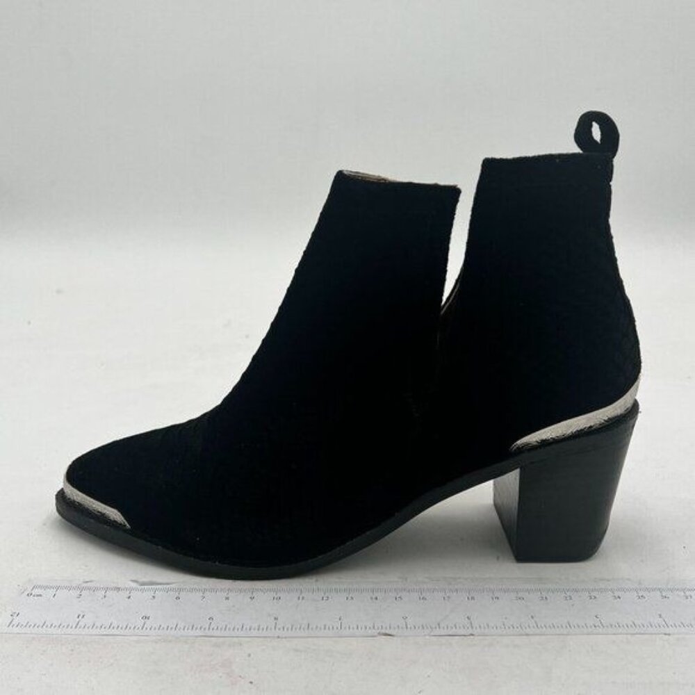 YDN Women's Low Heeled Ankle Boots Faux Suede Cowboy Booties Cutout with Metal